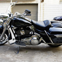 佛山出售一台08哈雷路王