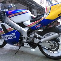 代友出售一台PGM干离3仔