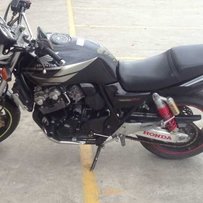 代友出一代CB400   车况精神，，，接小刀