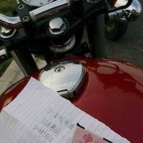 低价出售川崎复古BJ250和雅马哈竞速400！求秒