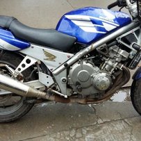 出售一台CB1 4999元 出售两条天蝎排气管