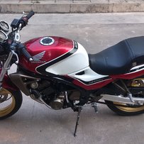 出部去年九月的**川崎宝马250