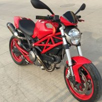 广西南宁最低价卖09款杜卡迪696.。。只要4.18万。。。。。。急