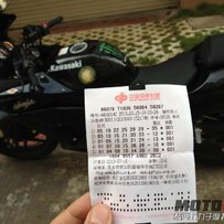 好吧，给删帖了，重新开贴卖川崎小忍者ZX250R