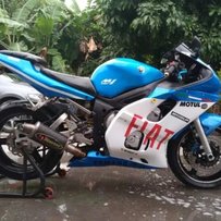 代友发帖：番禺出02年R6