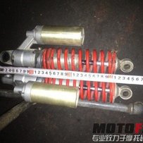 出售KYB后减震一对  油封完好木有漏油