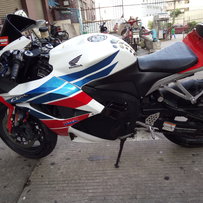 深圳出售2011年精神f5,,,代友出Yamaha.SRV250土豪金