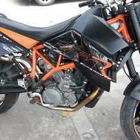 降价出售，超级滑胎KTM950R版