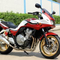 出售08年12月猪头版CB400