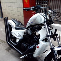 代友出个性铁马400