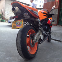 东莞地区出售06CBR1000,车车新净企理,威爽花, 爽过爽爽面！！！
