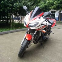 1.75万出FZ6
