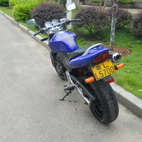 代友出精神99小黄蜂