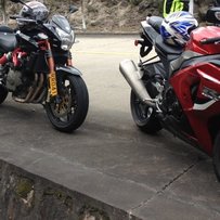 从新发帖``K9大R -6W3、09Z1000 -5W3、07FZ6S -3W5 夏日补品，欢迎实地看车！