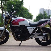 本田CB400