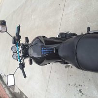 中毒高低坐出售CB400