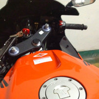 番禺35000出04年CBR600