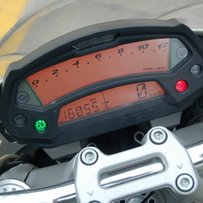佛山62000出09年DUCATI696