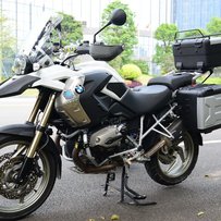 顺德区出售09 BMW 1200GS原厂三箱，好车不贵，精神无比