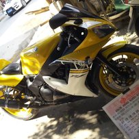 出售台便宜车FZR400改R1