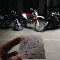 英德代友出售 CBR1000  WR250  CRF150R