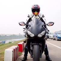 佛山出08CBR100和惠州出13BMW大羊