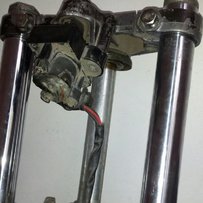 出售本田nsr125前减震带上下三星