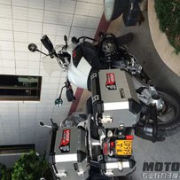 代友出售08年F5和11年GS1200