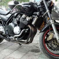 出售一系列CB400，三台。欢迎来看看！