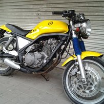 广西南宁出售YAMAHA SRX400一台，有兴趣的来看看！~~~~