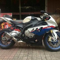 代友出宝马10年S1000RR