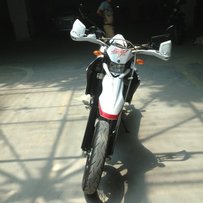 出售10年WR250X滑胎。