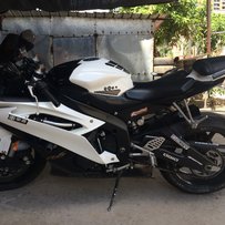 出售11R6，和ARAI大眼头盔，XL码。