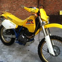 阳江出售一台纯水经典铃木越野DR250SH