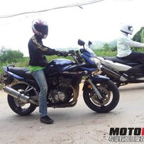 茂名出售美版改装暴力匪王SUZUKI GSF1200 价钱：29999W