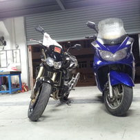 东莞市南城区出售两台车03z1000 yp400