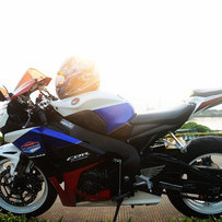 顺德容桂出售美版08CBR1000