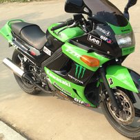 代友出售02的YZ85和02的ZZR250！