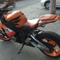 广东中山出售美版09CBR1000鹦鹉头