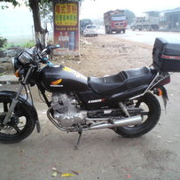 肇庆广宁出台已入上牌矽精神夜鹰250,价6800元.