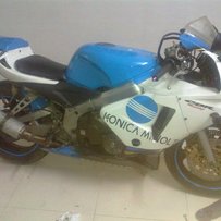 出精神23改F5和一堆原装拆车件。接受换街车玩玩。接刀。不喜勿喷.