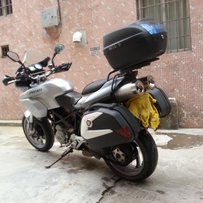 集体部分换车便宜出售，出售杜卡迪DS1000，雅马哈大魔鬼1200，本田大沙鱼，MT--01