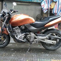 云浮地区便宜出售99年精神黄蜂600