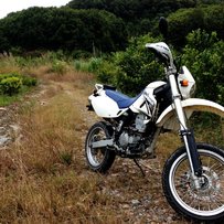 英德市连江口镇一万五实价出售两套轮组02KLX250！