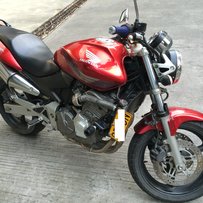 深圳福田出03年精神美版黄蜂600