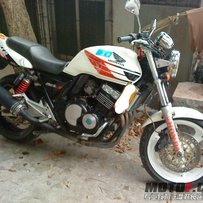 江门新会慢出精神CB400一台