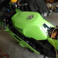 出售FZR400，几千蚊超底玩