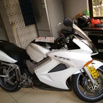 代友出04vfr800