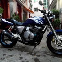 代友出售一台CB400
