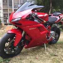 东莞长安代友出售08年杜卡迪1098